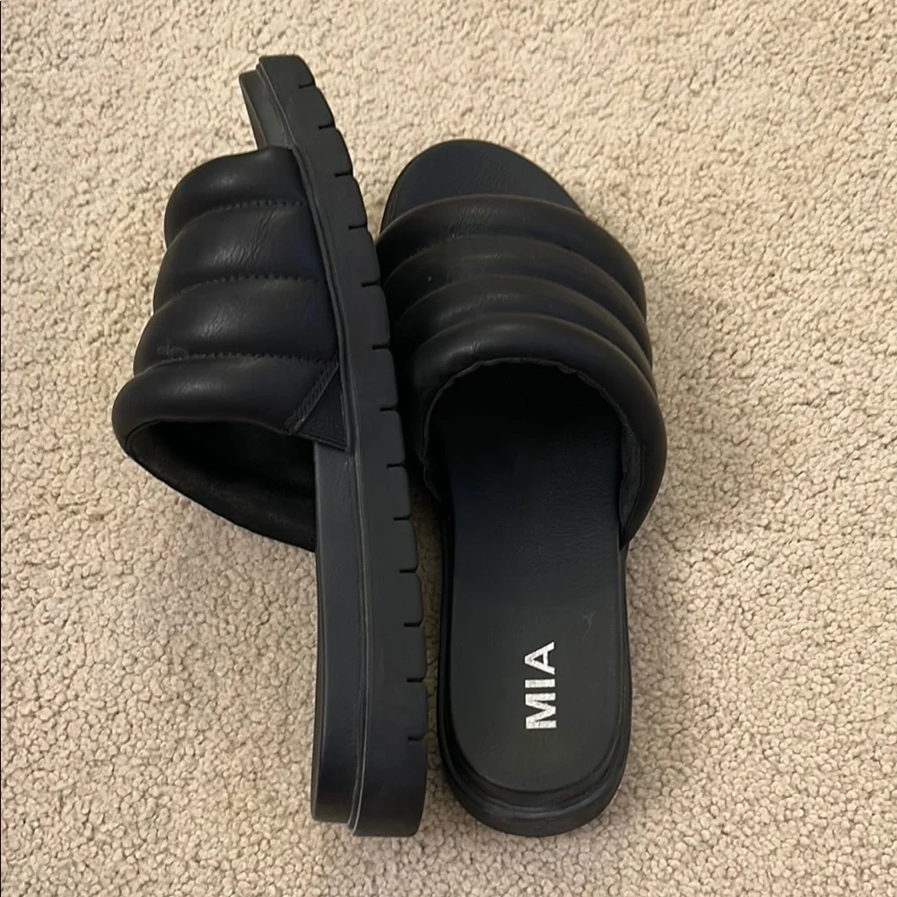 MIA Black Sandals Minimalist Design | Size 10
